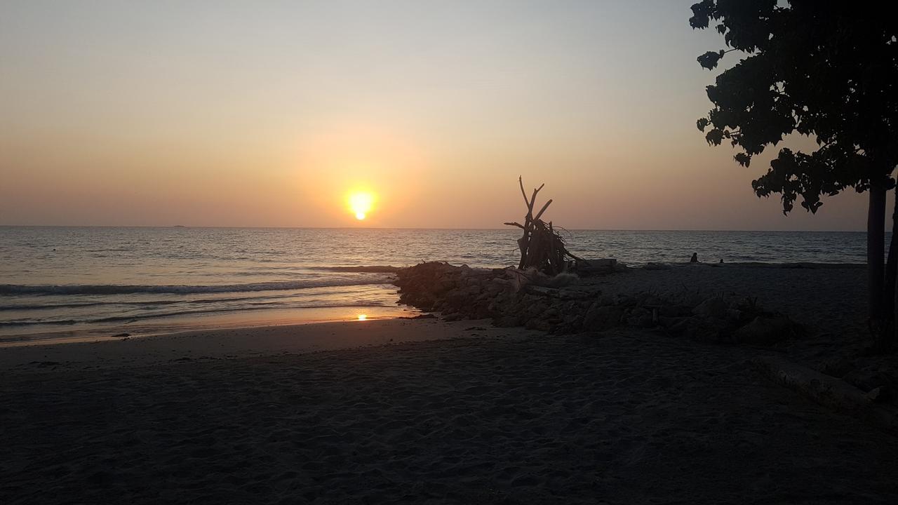 Hostel Beach House Rincón Buitenkant foto